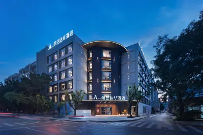 DO A LAND V Hotel (Xingyi Jushan Square Branch) Hotels in Xingyi