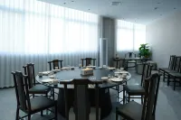 Pingdingshan Kailai Hotel - Pet friendly