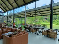 บ้านชมดอย รีสอร์ท - ที่มีที่จอดรถ