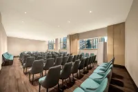Hualong Lidu Boutique Hotel (Hui County Gongcheng Avenue) - parking