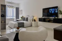 Core Soho Suite | Bathtub + Netflix | Near KLIA - جاكوزي
