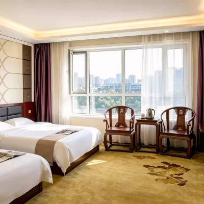 Park Hyatt Holiday Inn Các khách sạn gần Đài Quan Sát Khí Tượng