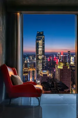 The Move River View Hotel (Chongqing Jiefangbei Hongyadong) - Mountain View