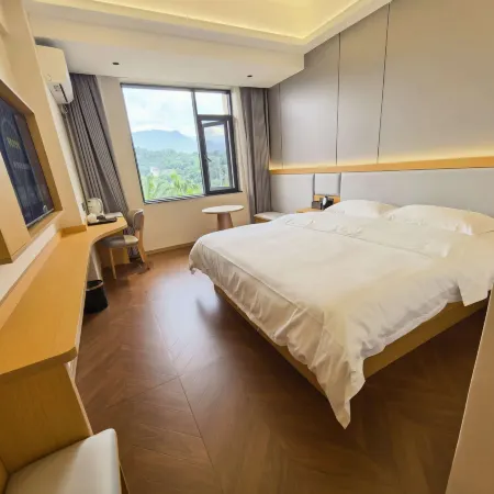 Tianbao Hotel