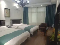 Yunshanshui Hostel - Parvekkeita