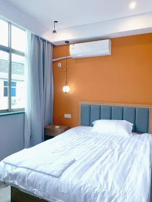 Qinjia Hotel Отели рядом с достопримечательностью «Храм Хуэй Цинь»