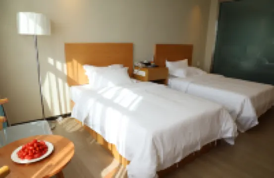 Cangyuan Airport Hotel