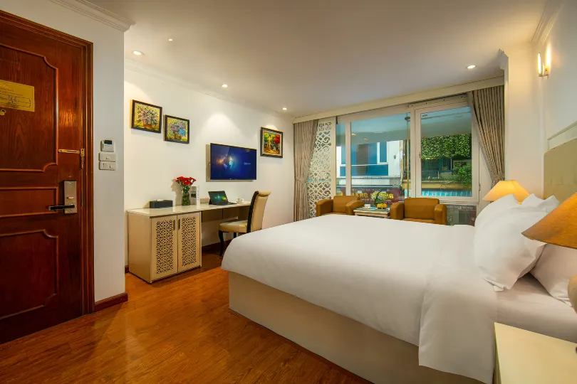 San Premium Hotel - Former Golden Cyclo Hotel
