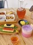 To the south - breakfast