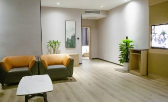 GreenTree Inn Express Hotel (Yongqing Hi-Tech Development Zone Shop)