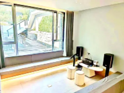 Shanye Shanye Homestay (Lishui Tianshang Wangcheng Scenic Area)