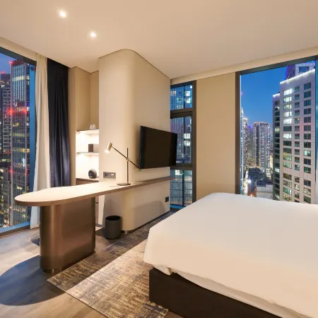 Nine Tree Premier ROKAUS Hotel Seoul Yongsan Отели рядом с достопримечательностью «Станция Yeouido»