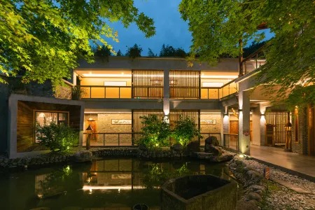 Wuyin Mountain Boarding House Отели в г. Даи