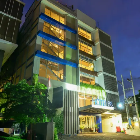 Hotel 88 Embong Kenongo Surabaya