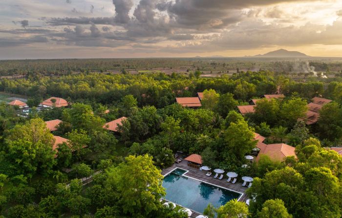 Farmhouse Resort & Spa