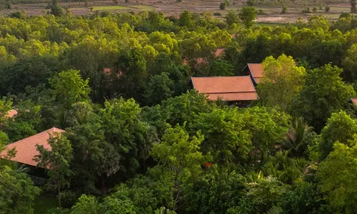 Farmhouse Resort & Spa