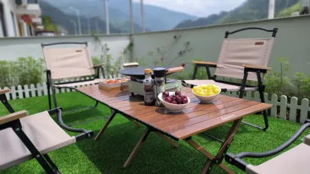 Xishan Yunyin B&B Отели рядом с достопримечательностью «Shishe Village»