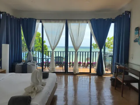 Lipe Sunrise Beach House