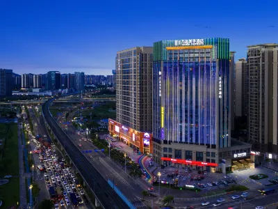 HUIZHOU MOMENT HOTEL