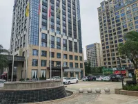 Ruoheng International Hotel - parcheggio