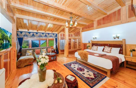 Snow Mountain Home · Tibetan Culture Photography and Food Experience Homestay