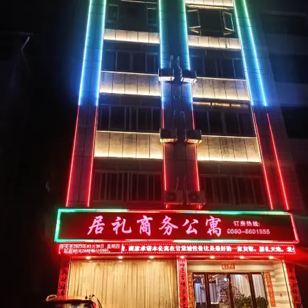 Juli Business Apartment