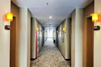 7 Days Premium Hotel (Qianxi County Government) - Park Yeri