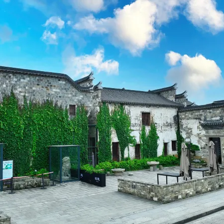 Meicheng Ancient Street - Yinmei Chengyi Homestay