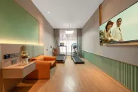 Xiyue Intelligent Hotel ( Xiangyang People's Square Huayangtang Branch)