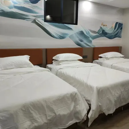Wanzai Mengying Light Luxury Hotel (Industrial Park)