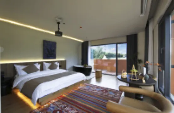 Miyunye Luxury Private Tang Homestay (Kangding Branch)