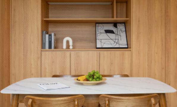 Chengyu International Apartment (Shenzhen Guangming Blue Whale World Phoenix Metro Station Branch)