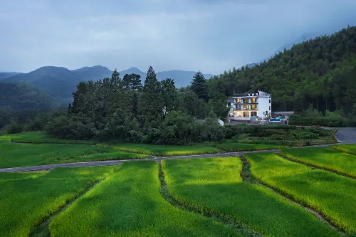 Moyuyuan · Shanye Suxi Swimming Pool Villa Qinzi Vacation Boutique Stay