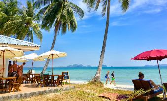 Koh Mook Riviera Beach Resort