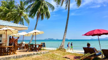 รูปภาพของเกาะมุก ริเวียร่า บีชรีสอร์ท