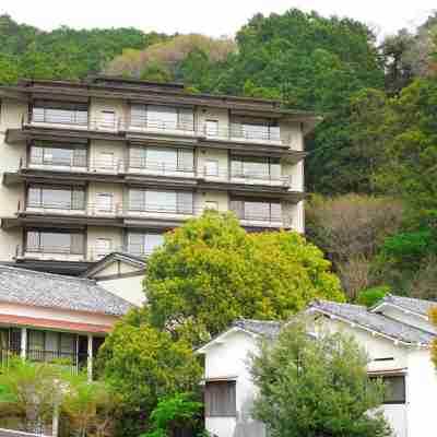 坂聖・玉樟園 Hotel Exterior