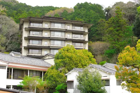 Sakahijiri Gyokushoen Отели рядом с достопримечательностью «Тои Золотая шахта»