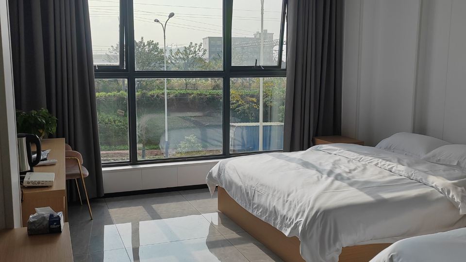 Nanchong Gaoping Juxin Business Hotel