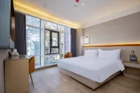 Qingmu Hotel (Nanjing Confucius Temple Sanshan Street Subway Station) Hotels in Nanjing