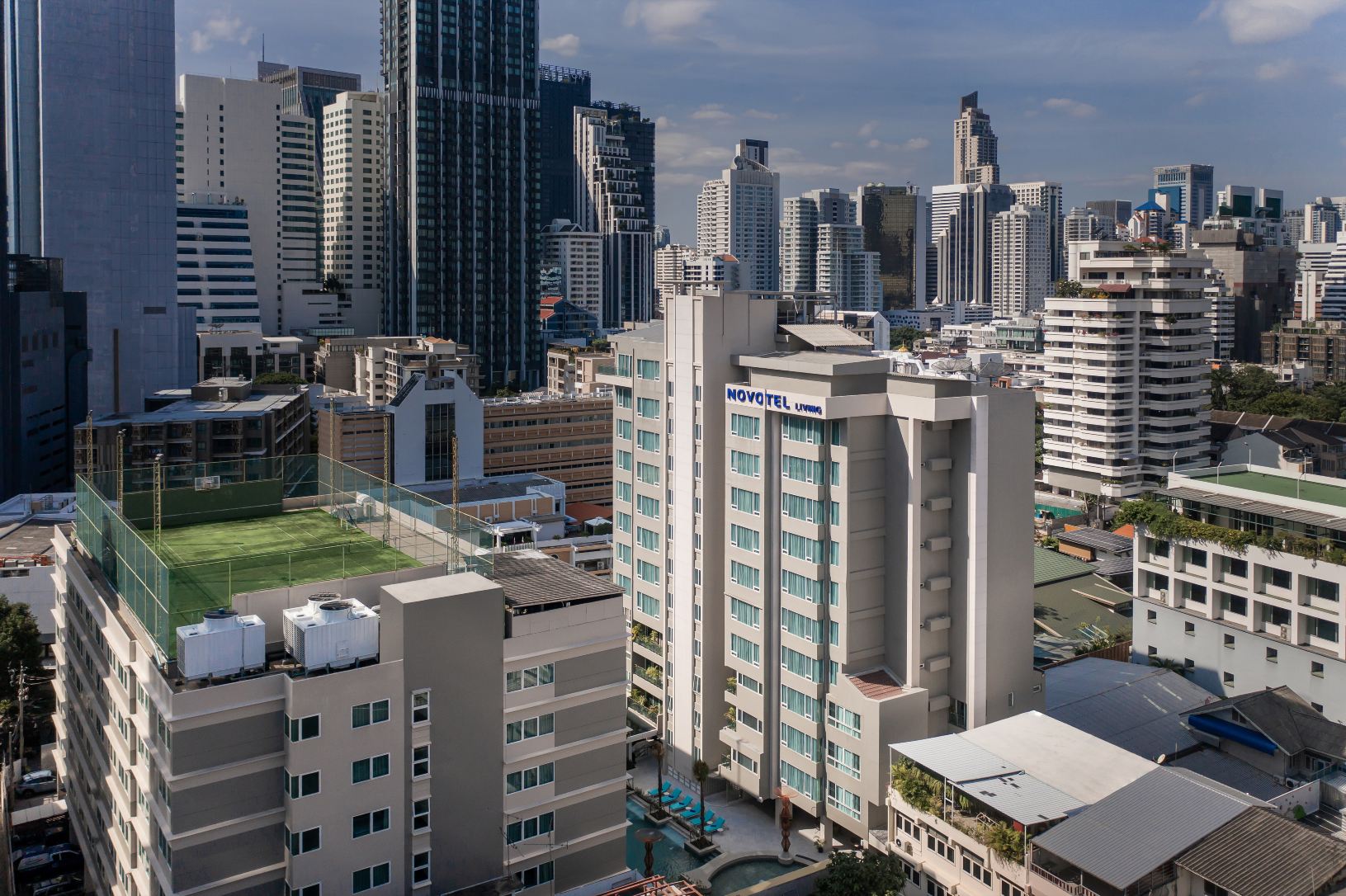 โนโวเทล ลิฟวิ่ง กรุงเทพ สุขุมวิท เลกาซี