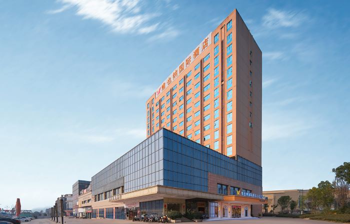 Vienna International Hotel (Yingshan Taihe Xintiandi Branch)