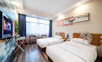 Yelia Creative Hotel (Yiwu Xiuhu Subway Station)