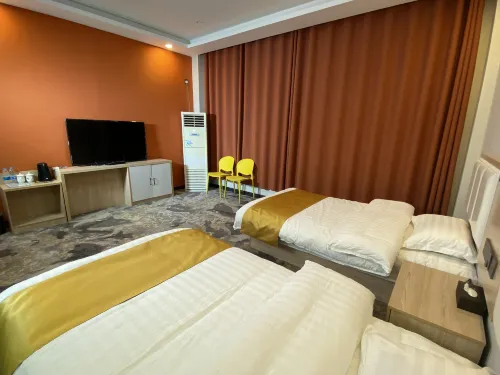 Le Lin Express Hotel （Hetian railway station）