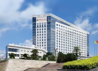 Nanning Red Forest Hotel