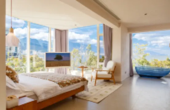 大理逸邇·玥庭洱海美景民宿（高鐵站洱海公園店）