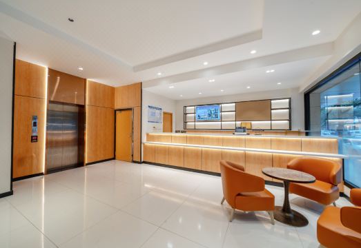 안유 호텔 로비