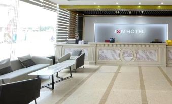 Hongli Business Hotel