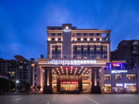 Wyndham La Quinta (Qionghai Yinhai Road) Hotels in Qionghai