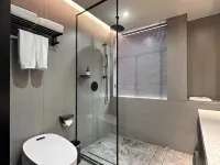 Taizhou Junhua Yixiang Hotel (Wenling Daxi Branch) Hotels near Fangshan Nansongyan Scenic Area