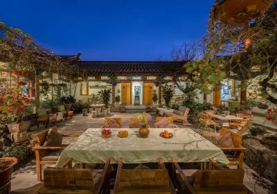 Huole Courtyard Hotel